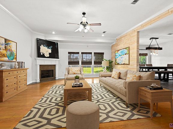 3rd image of 13770 Parkway Dr