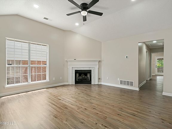 5th image of 7837 Chesterfield Dr S