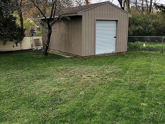 5th image of 4089 McNall St