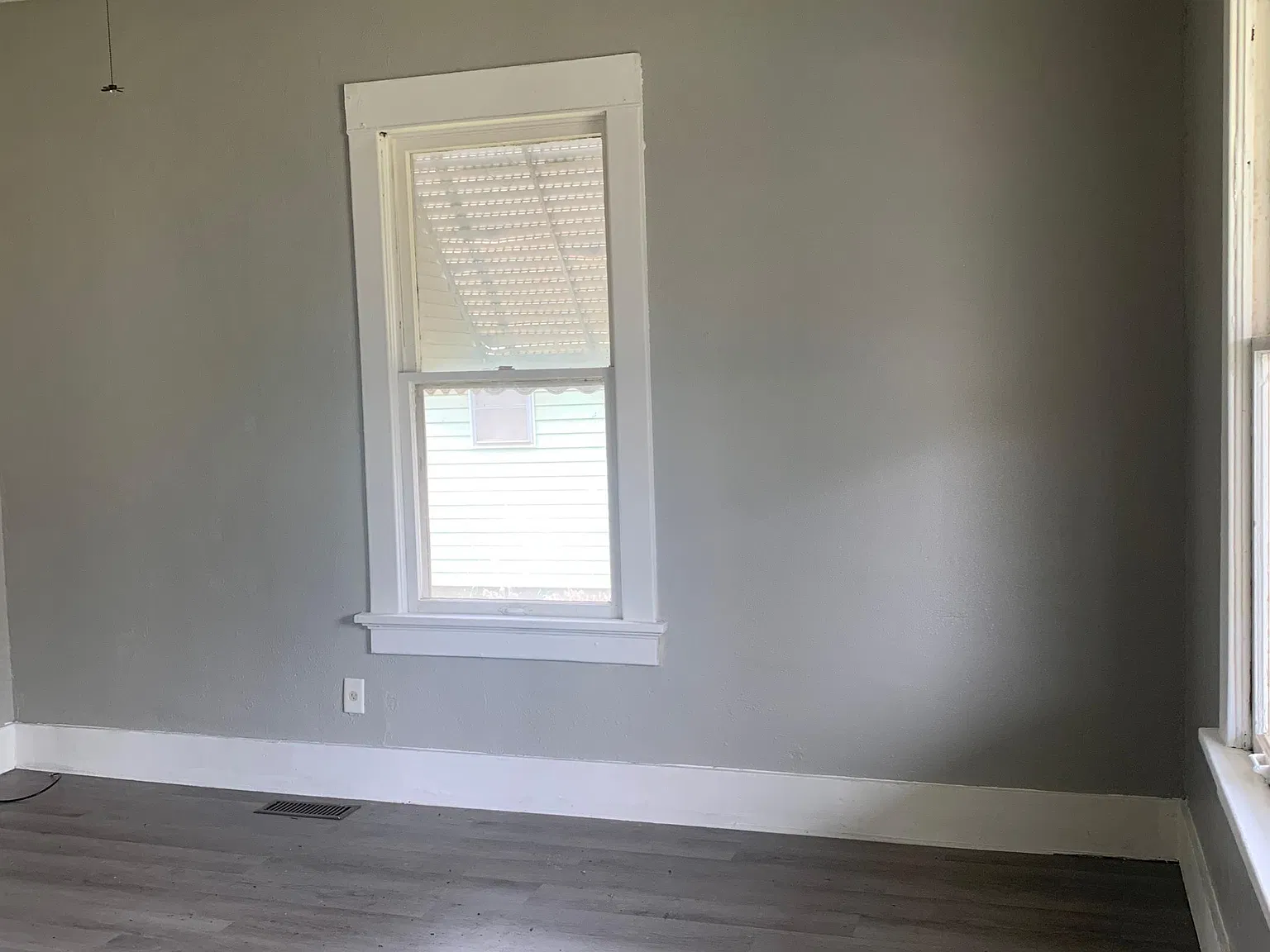 117 W. Cedar - 1 — Photo 4