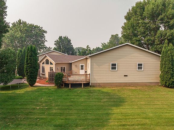 3rd image of 5708 Nightingale Ct