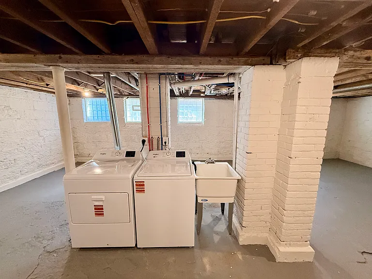 3100 Archwood Ave — Photo 22