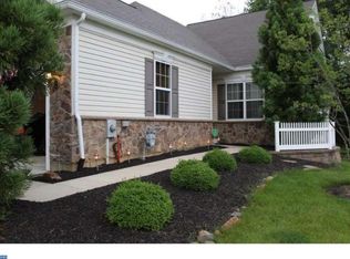 209 Sparrow Dr, Hamilton, NJ 08690