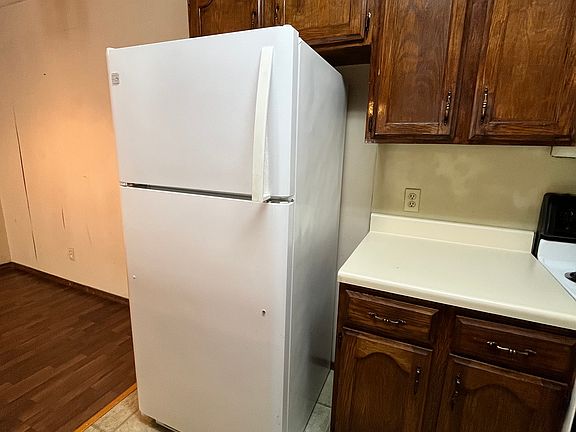5th image of 1046 W Catalpa St #1046