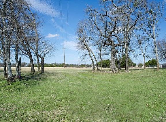 4th image of 105 Roundup Dr