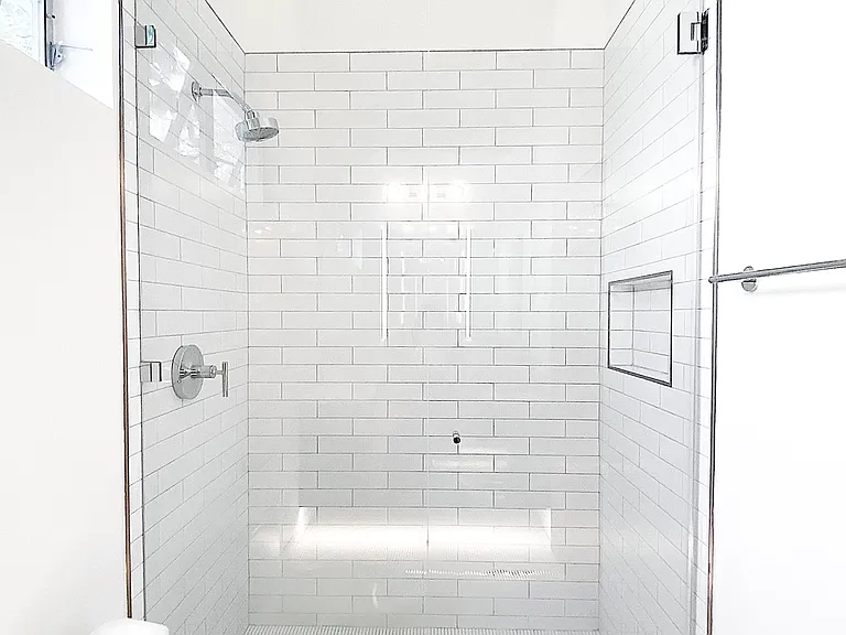 208 S Venice Blvd #B — Photo 31