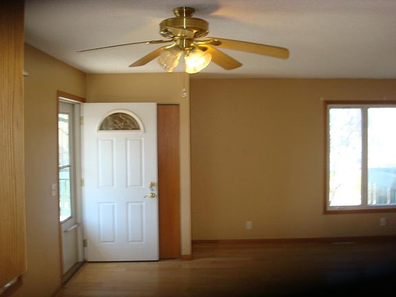 2nd image of 4920 Grenwich Trl N #0