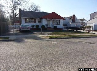 290 Lenox Ave, Uniondale, NY 11553