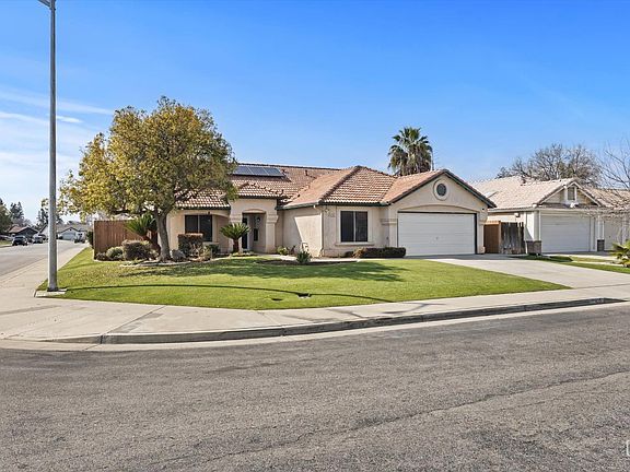 3rd image of 4303 Bareback Ln
