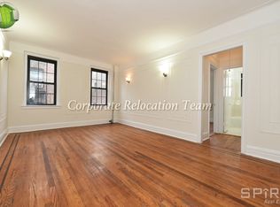 25-90 35th St #5K, Astoria, NY 11103