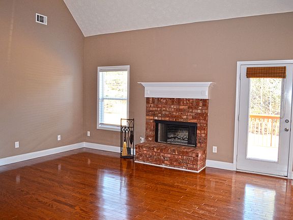 3rd image of 2118 Breedlove Springs Ct