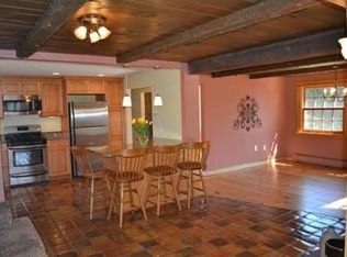 61 Winter St, Wrentham, MA 02093