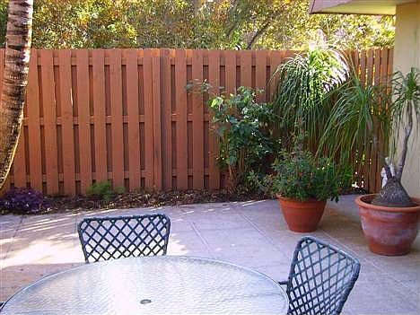 4th image of 5886 SE Riverboat Dr