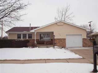2362 Edward St, Salina, KS 67401