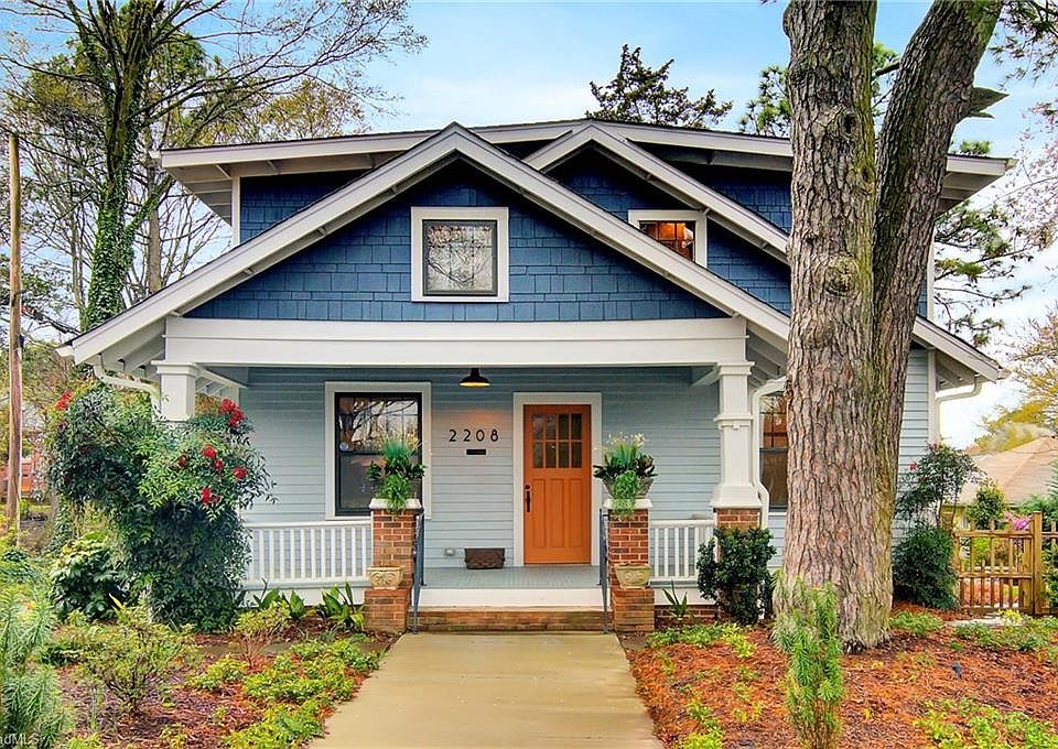 1st image of 2208 Sunnyside Ave