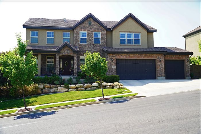 1st image of 4801 N Whisper Wood Dr