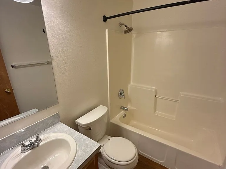 4359 Rodeo Dr NE — Photo 30