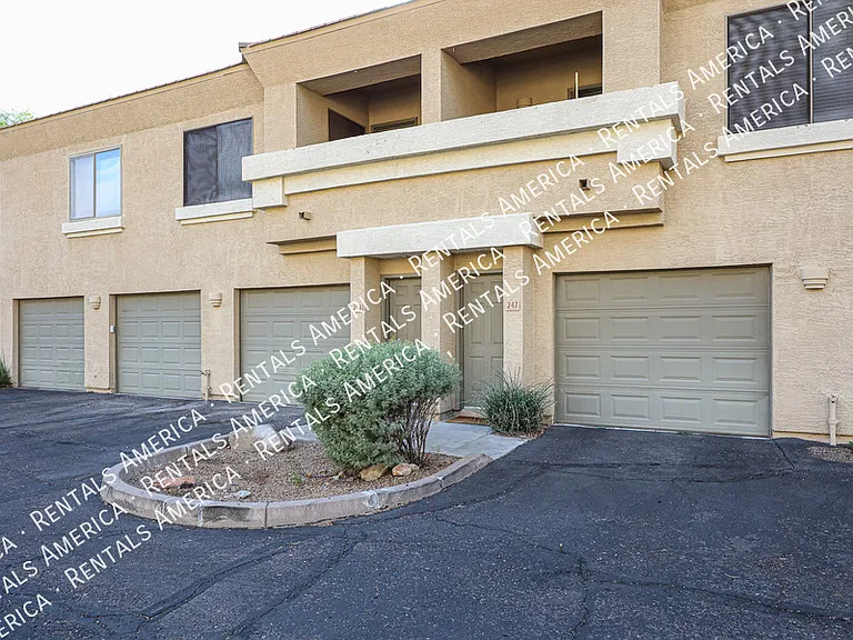 1716 W Cortez St #248 — Photo 3