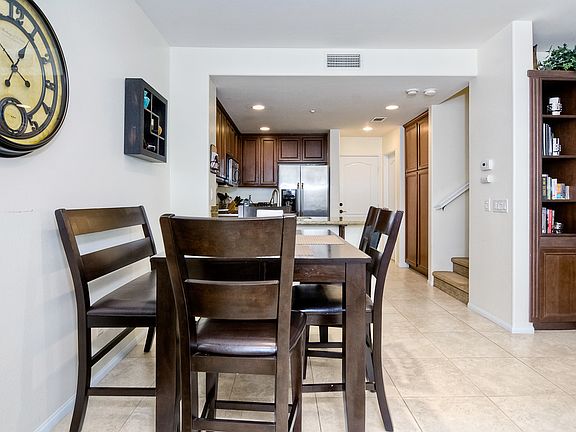 2nd image of 10535 Camino Bello Mar Unit 5
