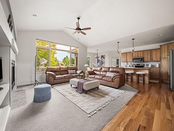 4th image of 6422 Pumpkin Ridge Dr