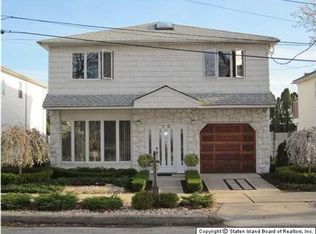 76 Normalee Rd, Staten Island, NY 10305