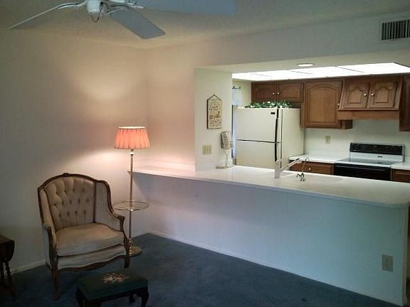 3rd image of 11427 S Iroquois Dr