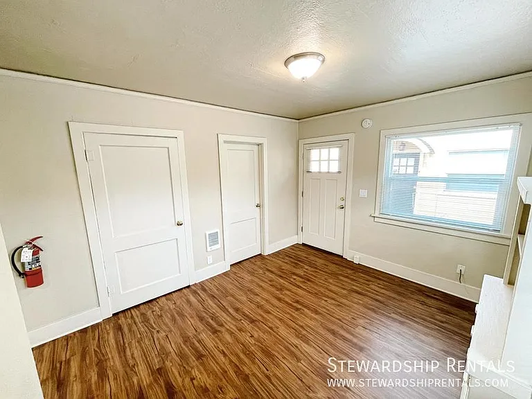 2024 Emerald St #4 — Photo 4