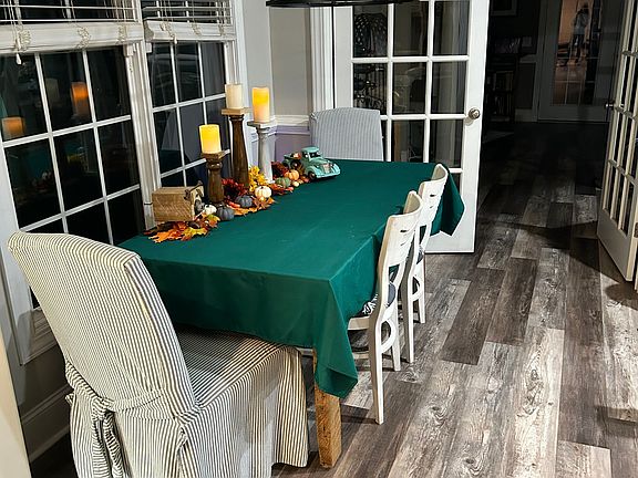 5th image of 4376 McCorsley Ave