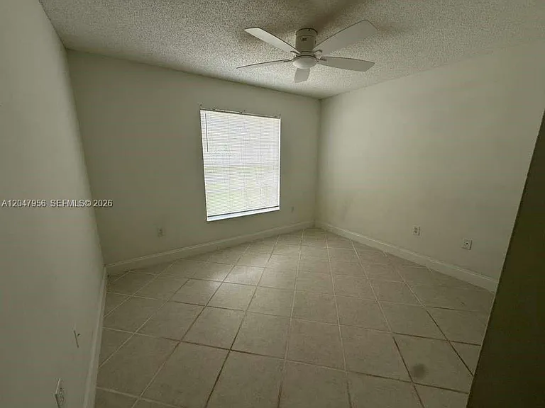 18171 NW 18th St — Photo 6