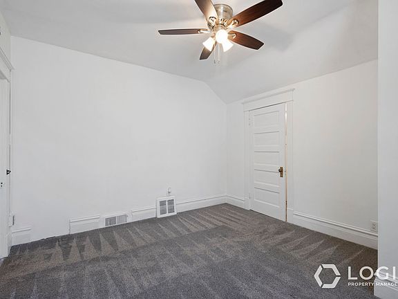 5th image of 423 S Douglas St