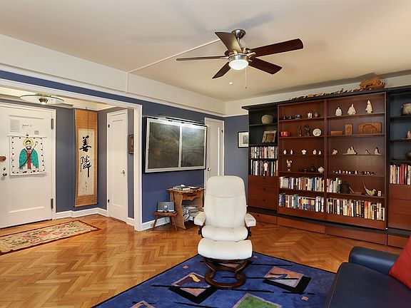 3rd image of 200 Cabrini Blvd APT 55