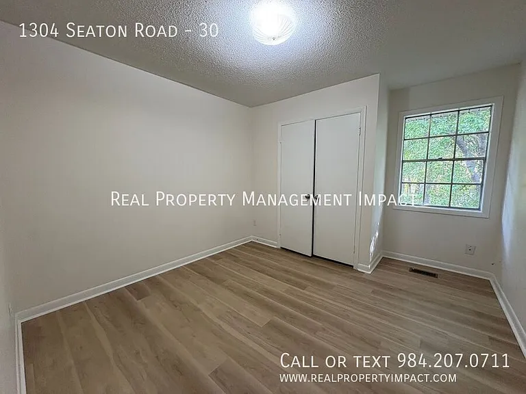 1304 Seaton Rd #30 — Photo 35