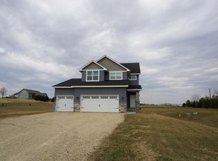 1090 174th St, Hammond, WI 54015
