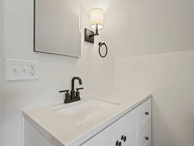 101 Union Ave #6 — Photo 15