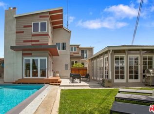 8429 Holy Cross Pl, Los Angeles, CA 90045