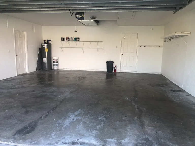 1100 NW Juanita Pl — Photo 18
