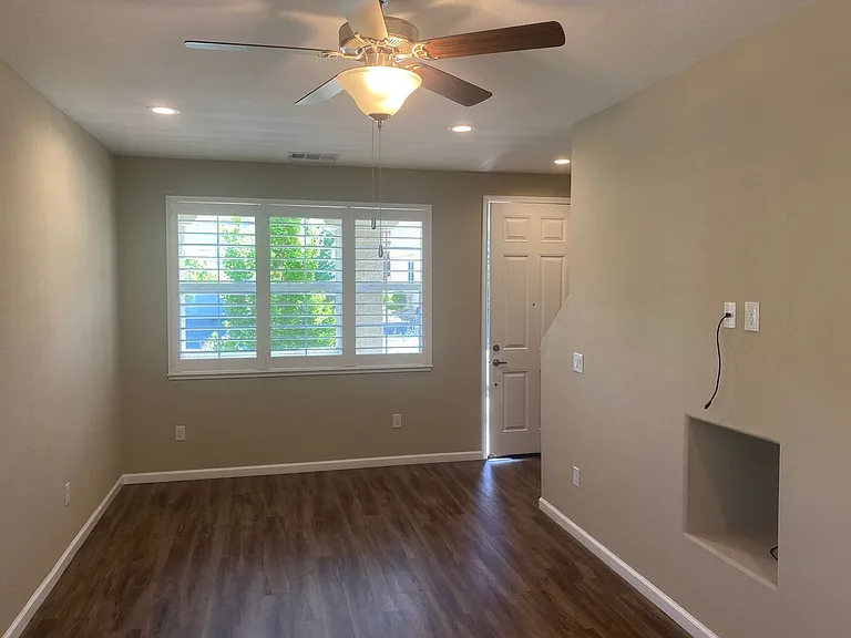 3647 Ruidoso St — Photo 3