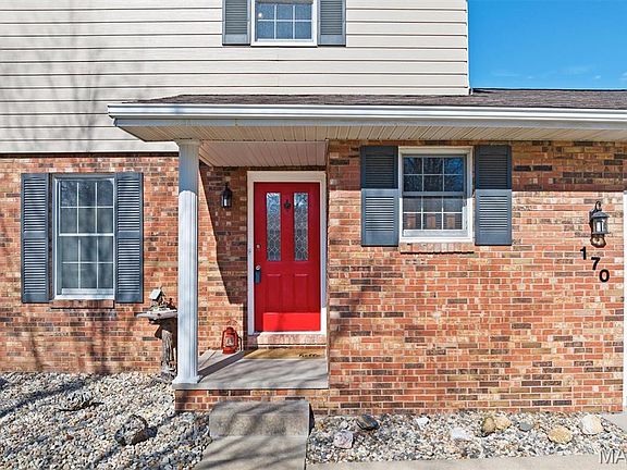 2nd image of 170 Sunray Dr