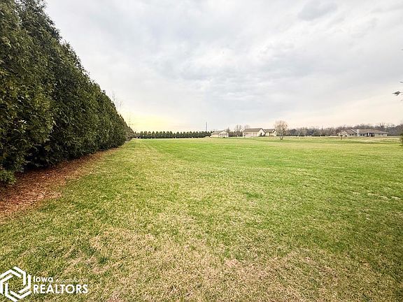 2nd image of 15048 Vista View Dr