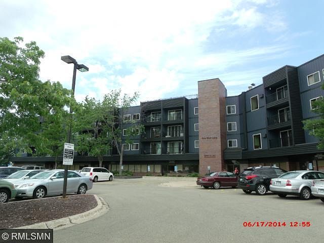1st image of 1 W Lake St APT 414