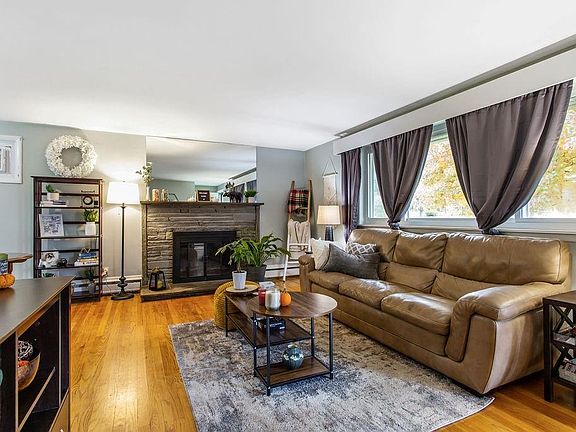 4th image of 207 Oakmont Dr