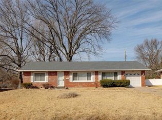 9905 Norwich Dr, Saint Louis, MO