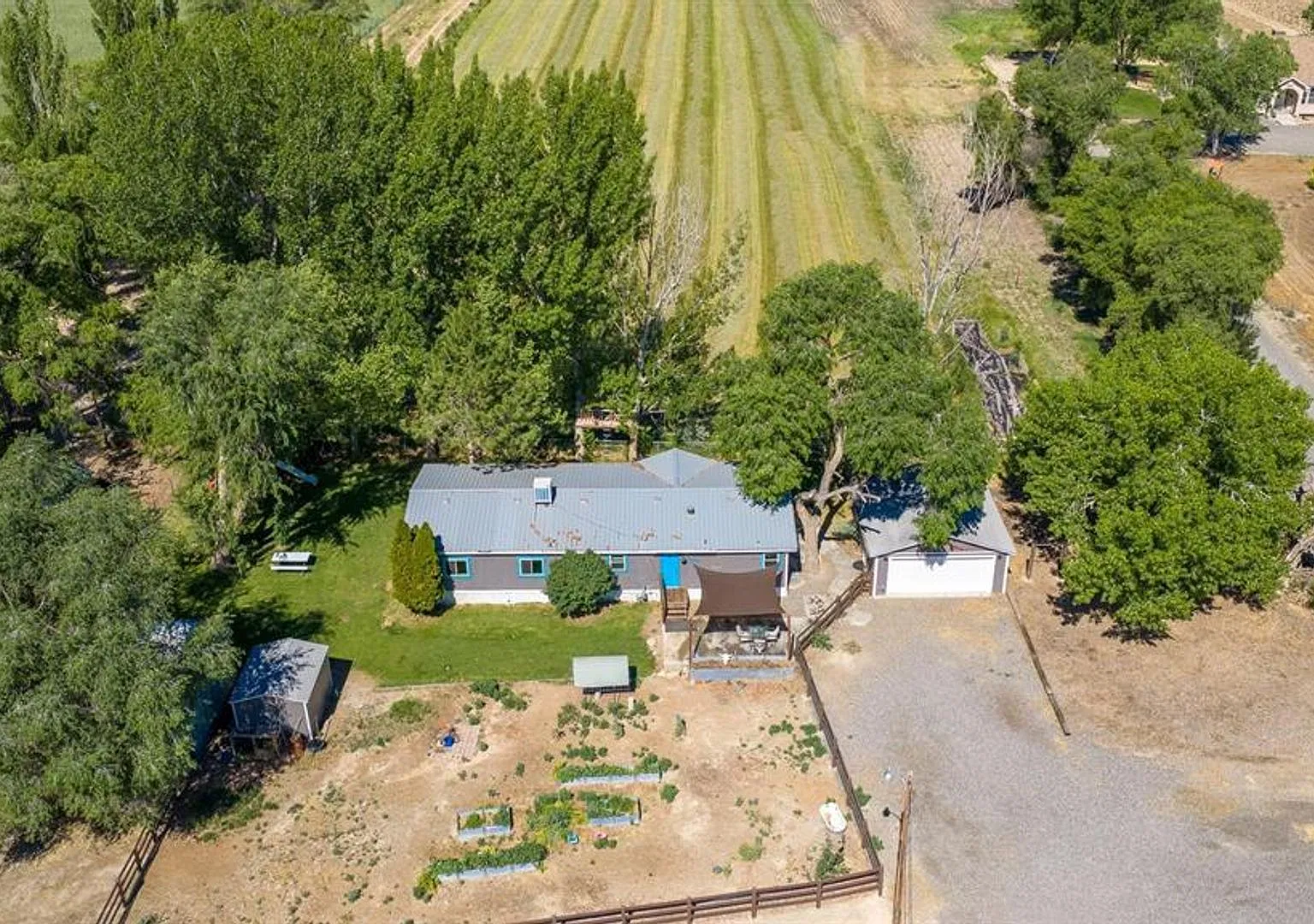 Beautiful 7-Acre Country Rental in Fruita - Stunning Monument Views! — Photo 4