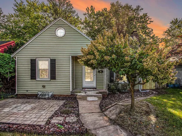 524 Marquette Ave, South Bend, IN 46617
