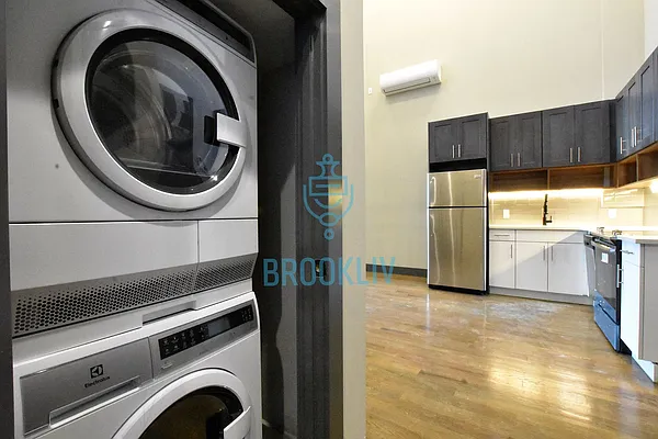 Rented by null | media 38