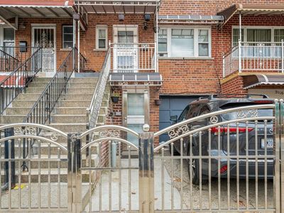 2112 Cross Bronx Expressway, Bronx, NY, 10472