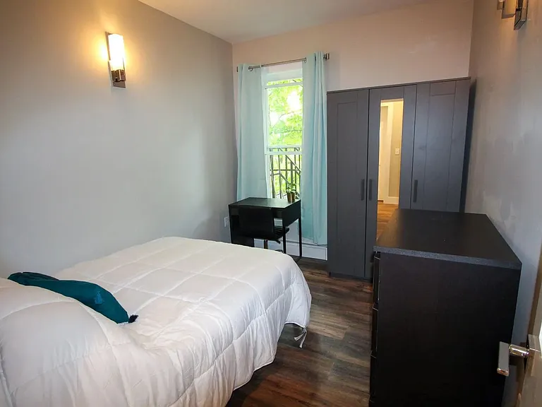 522 Stewart Ave — Photo 36