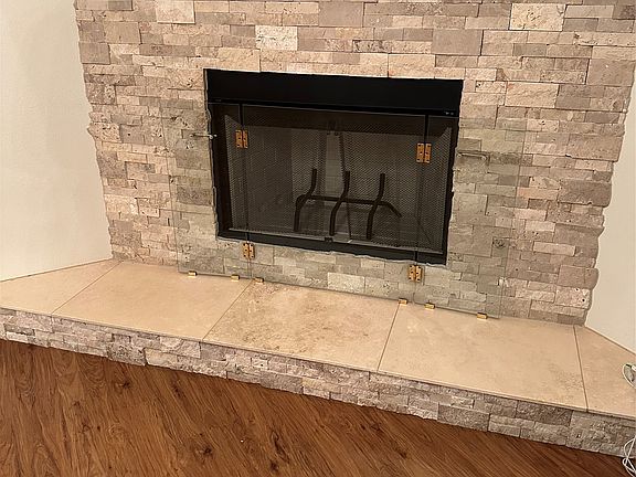 5th image of 714 Greenridge Dr