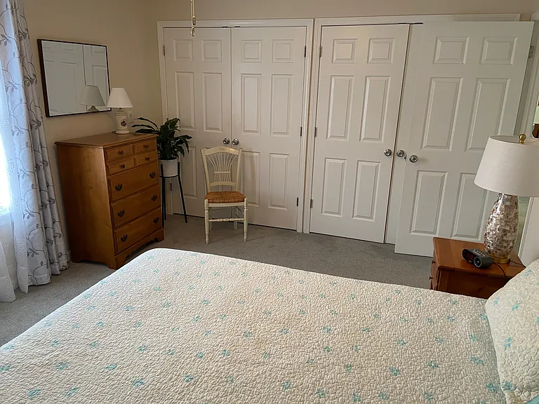 705 S Sherwood Ave #B — Photo 14