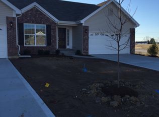 101 Fallon Villas Ct, O'Fallon, MO 63368